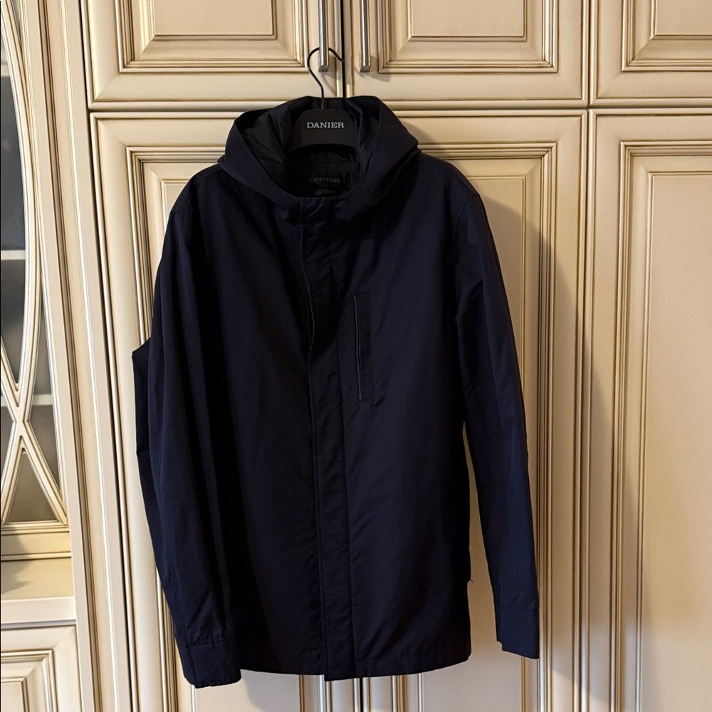 Danier Men's Dark Blue Raincoat